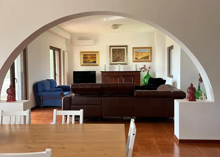 Petronilla Apartmán *